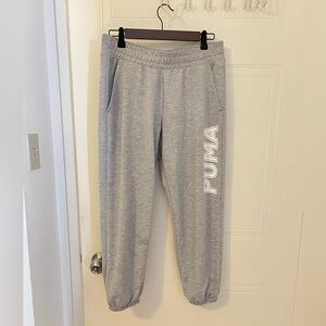 PUMA Joggers